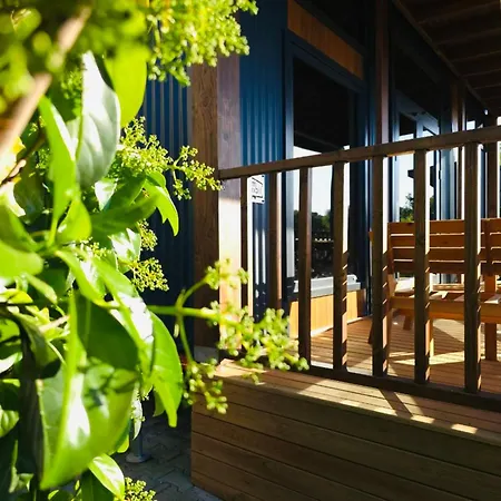 Natural Garden Tiny House يالِكافاك